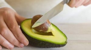 Hueso de aguacate